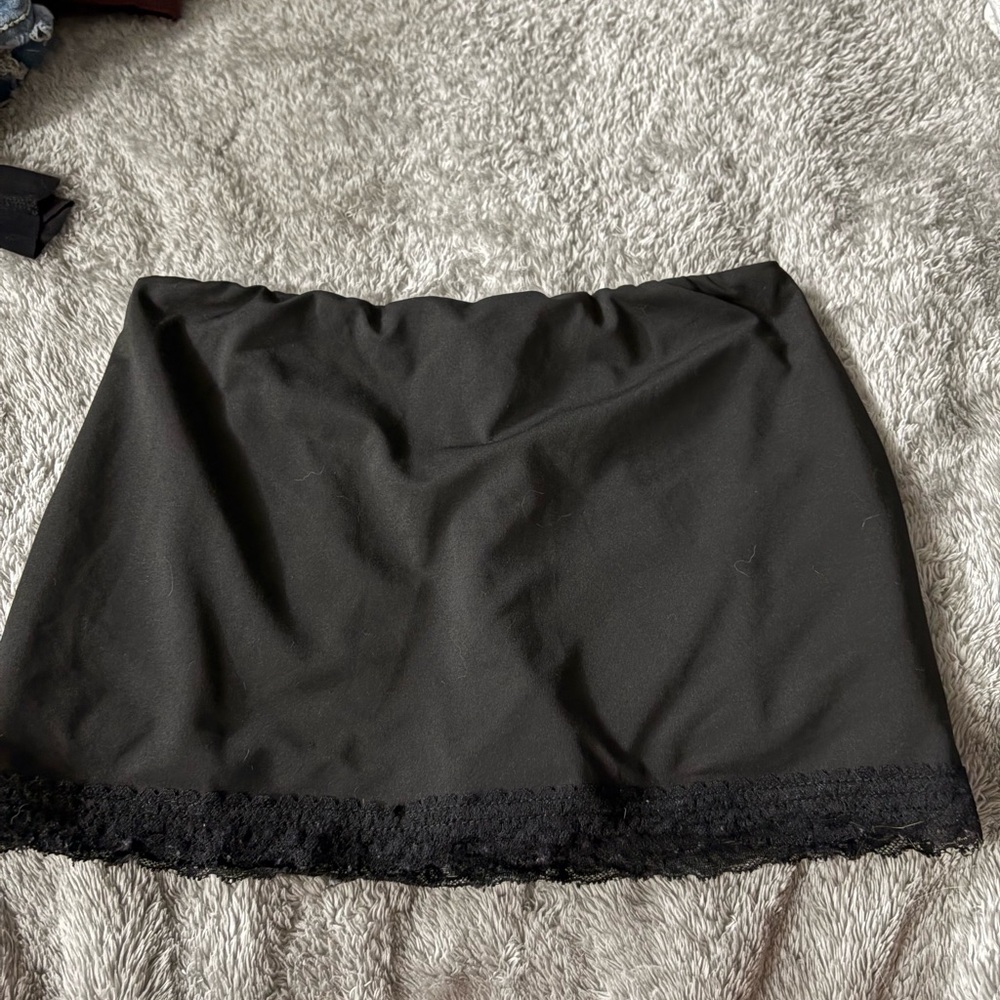 Elegant Black Lace Trim Skirt